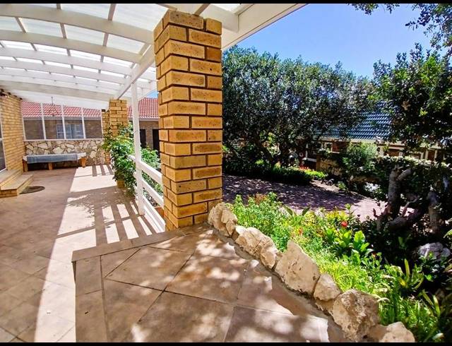 3 BEDROOM HOUSE FOR SALE IN STILBAAI-WES